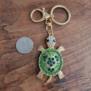 NEW Womens Turtle Keychain